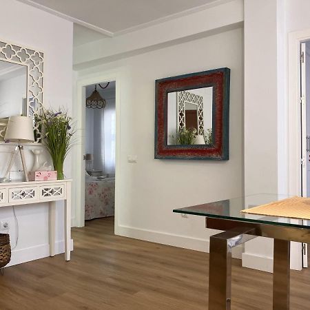 Apartamento Calle Teodosio Sevilla Bagian luar foto